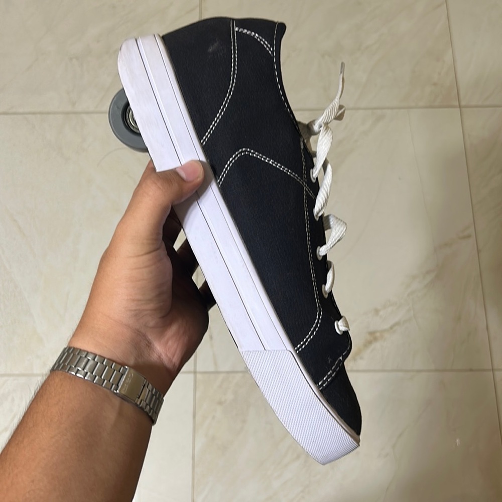 heelys wheel shoes 12